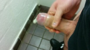 Filling Condom With Cum In Public Toilet – SlugsOfCumGuy